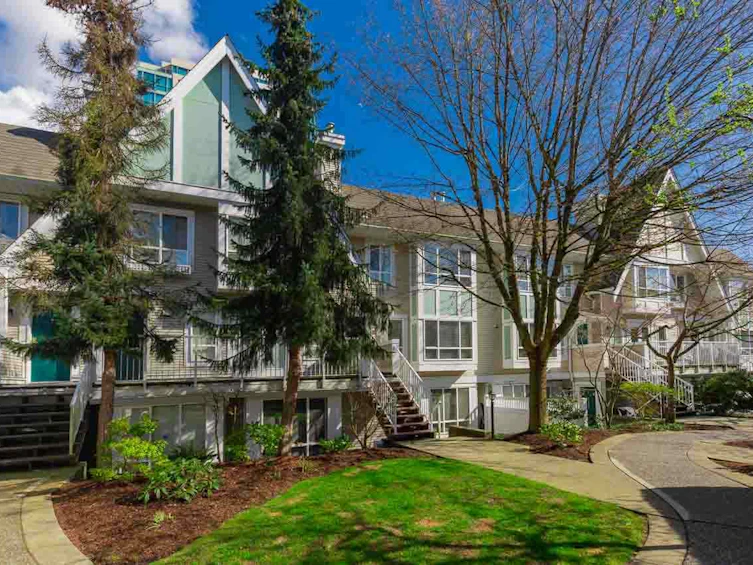 10-6588 Southoaks Crescent, Burnaby, BC, V5E 4K1