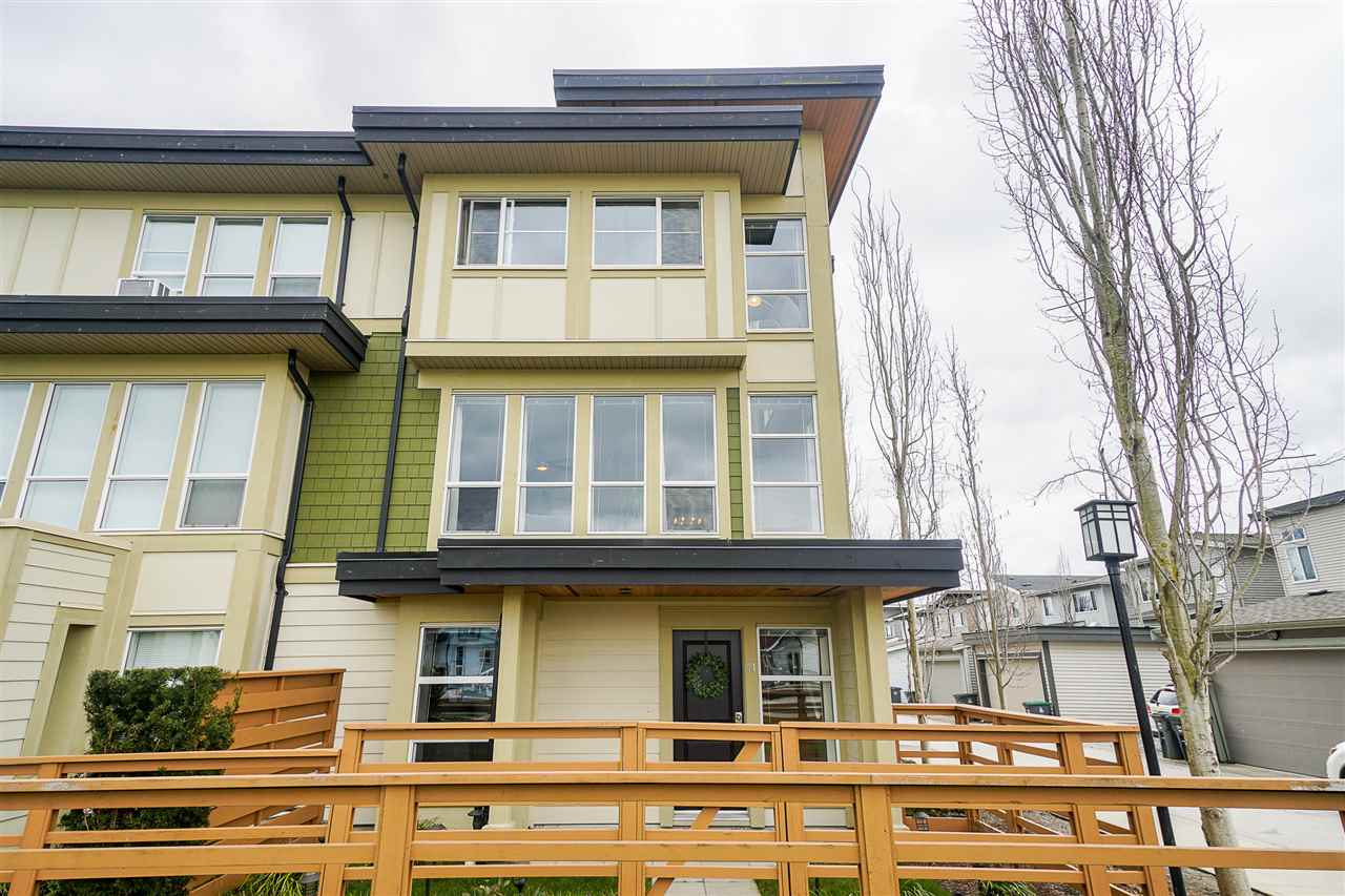 71-19477 72a Avenue, Surrey, BC, V4N 6M2