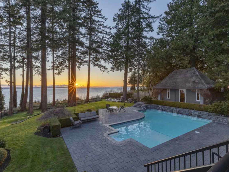 1961 Ocean Park Road, Surrey BC V4A 3M2