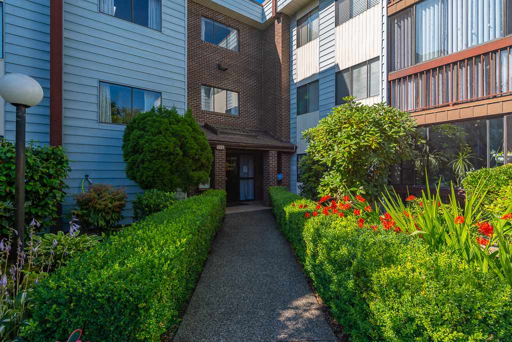 221 2277 Mccallum Rd  