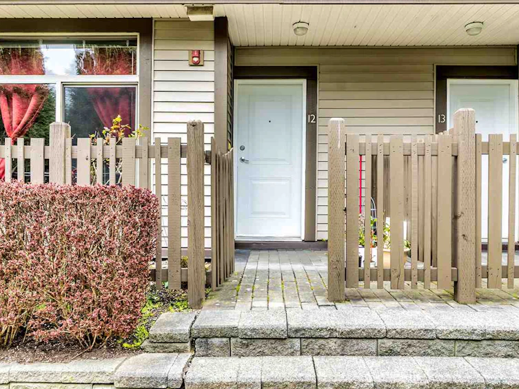 12-10066 153 Street, Surrey, BC, V3R 4M3
