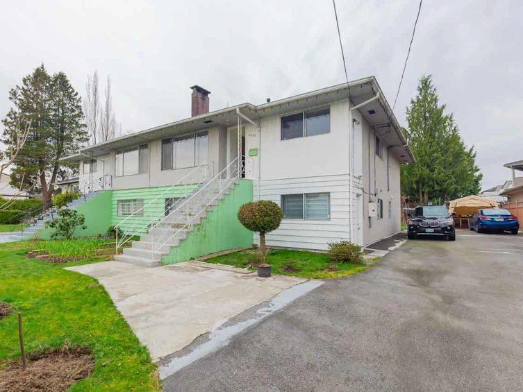 4459 Inman Avenue, Burnaby, BC, V5G 2X9