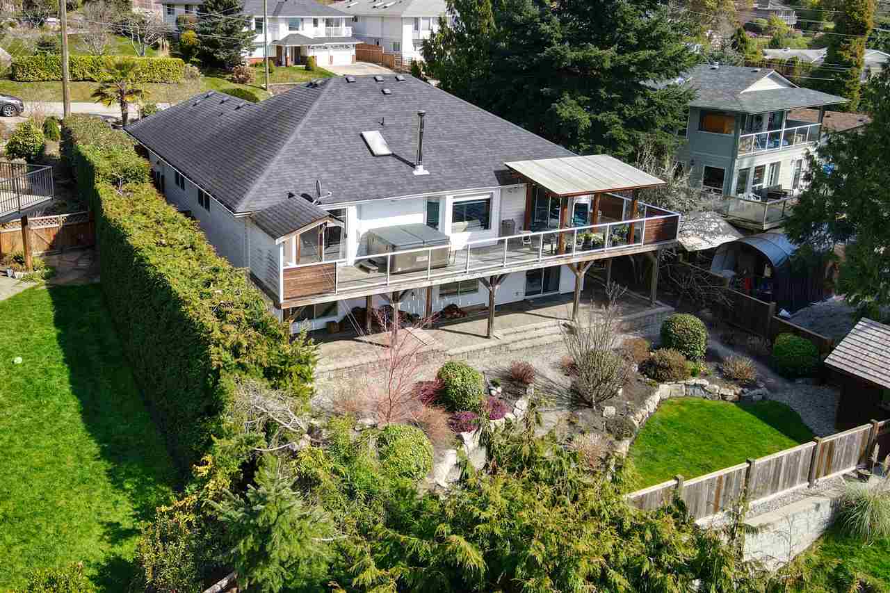 6525 Jasper Road, Sechelt, BC, V0N 3A8