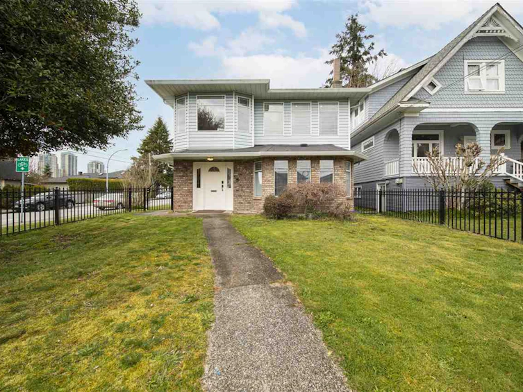 7505 14th Avenue, Burnaby, BC, V3N 2A2