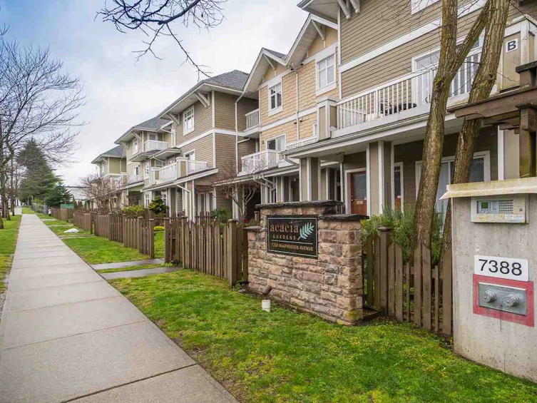 1-7388 Macpherson Avenue, Burnaby, BC, V5J 0A1