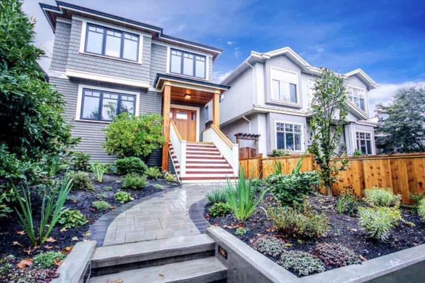 4241 Balkan Street, Vancouver, BC, V5V 3Z4
