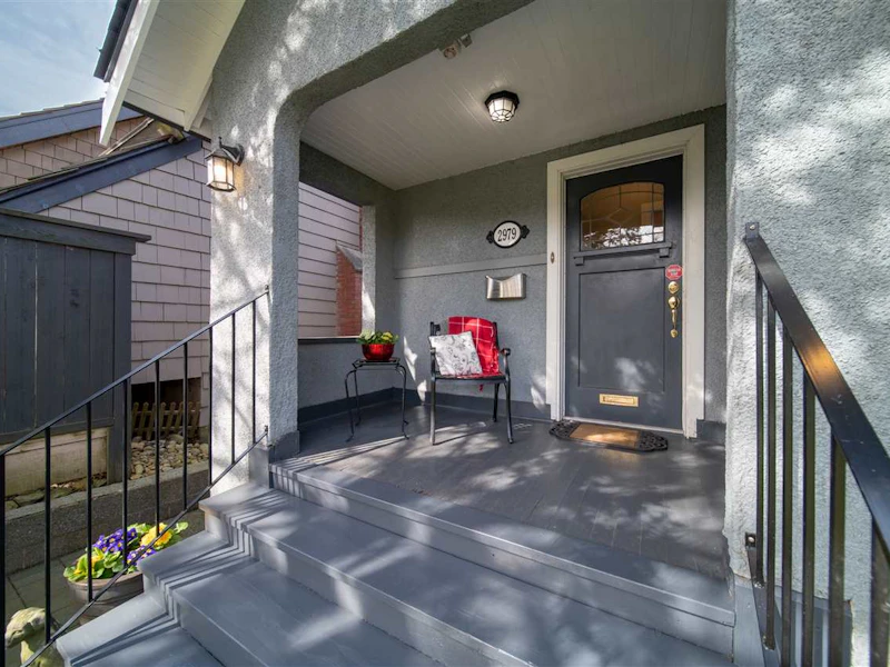 2979 W 28th Avenue, Vancouver BC V6L 1X3