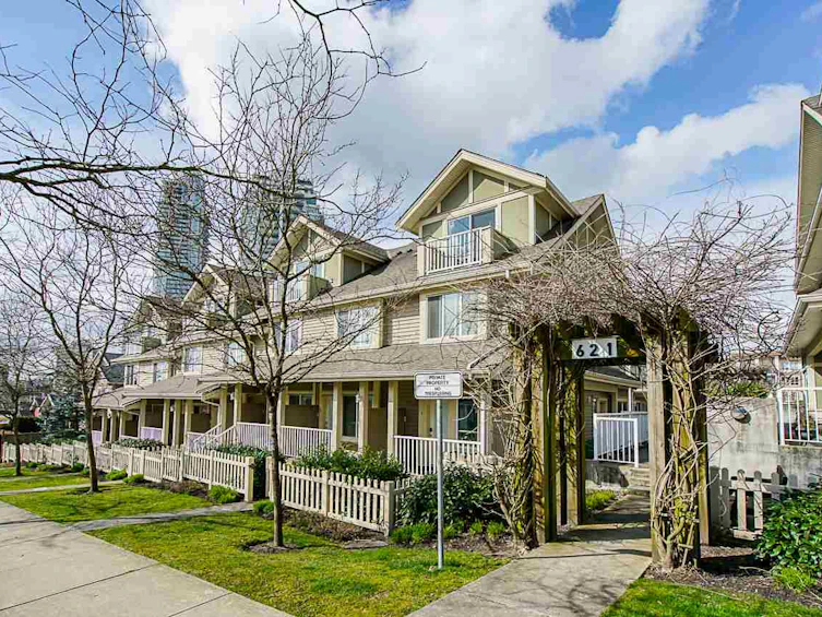 6-621 Langside Avenue, Coquitlam, BC, V3J 0A8