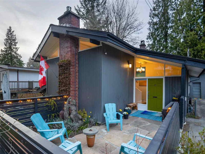 1796 Ross Road, North Vancouver BC V7J 1V7