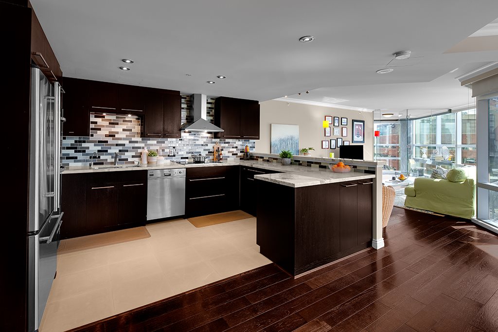 1701-1050 Burrard Street, Vancouver, BC, V6Z 2S3