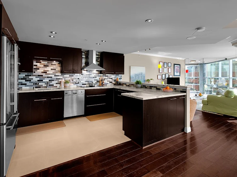 1701-1050 Burrard Street, Vancouver, BC, V6Z 2S3