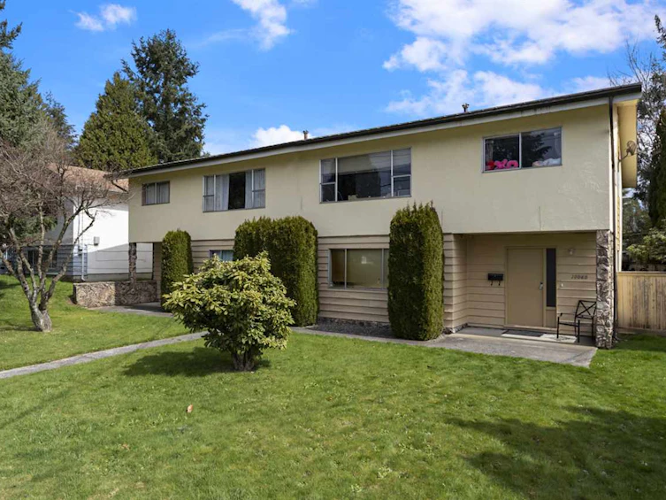 10062 128 Street, Surrey, BC, V3T 2Y9
