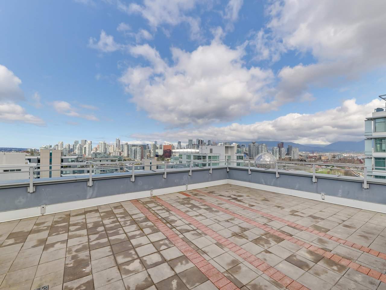 1806-111 E 1st Avenue, Vancouver, BC, V6A 0E9