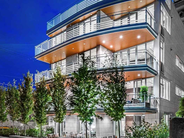 201-2968 Birch Street, Vancouver, BC, V6H 2T7