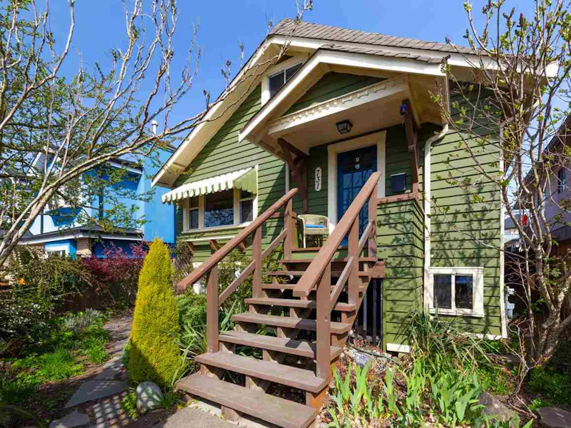 731 E 57th Avenue, Vancouver BC V5X 1T3