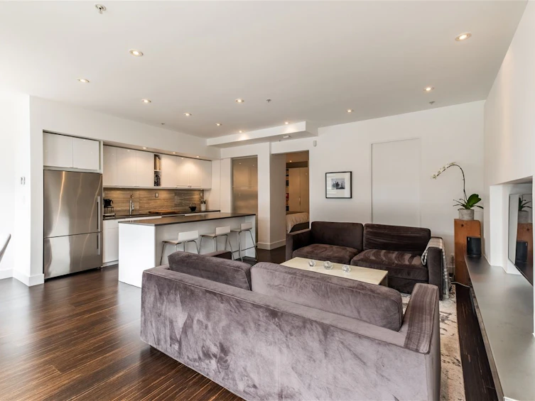 106-1633 W 8th Avenue, Vancouver, BC, V6J 5H7