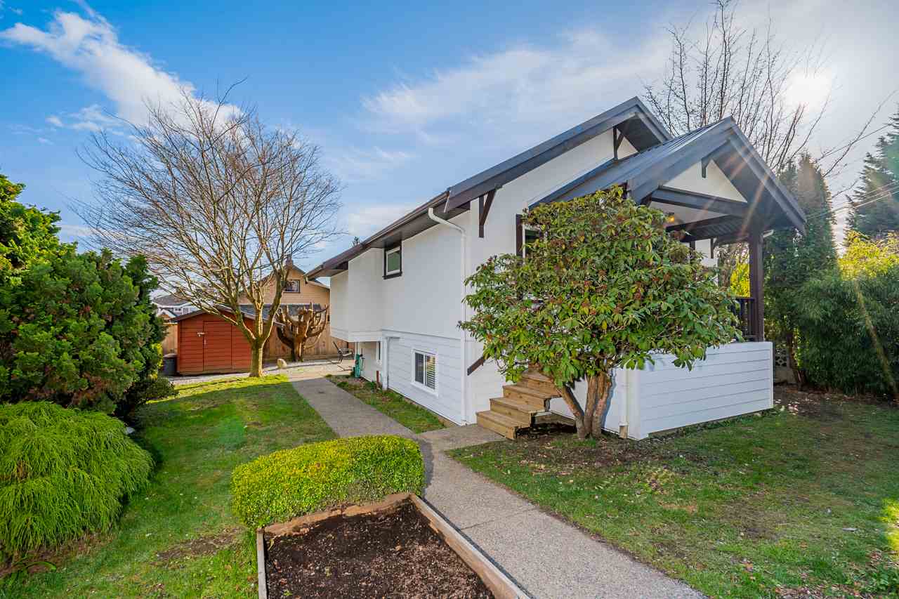 449 E 8th Street, North Vancouver, BC, V7L 1Z4