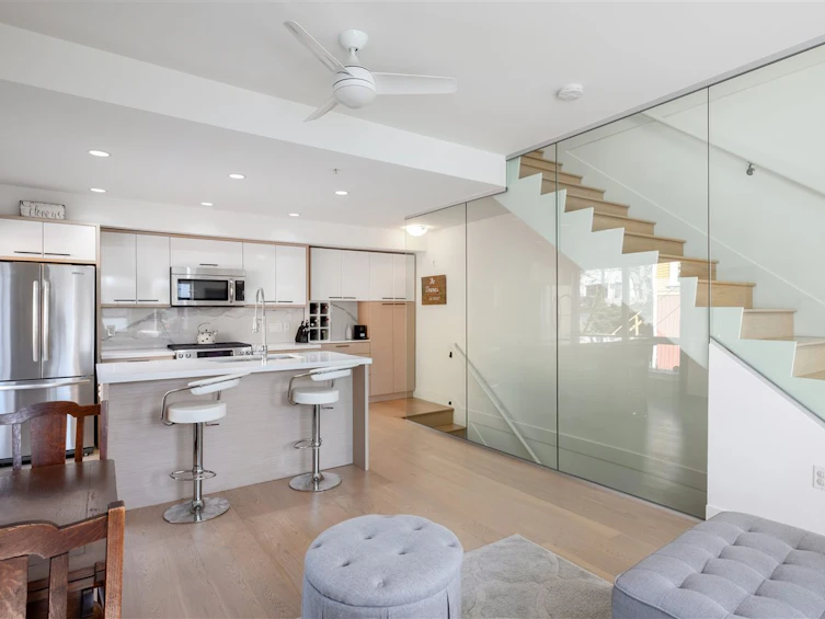 3189 St. George Street, Vancouver, BC, V5T 3R9