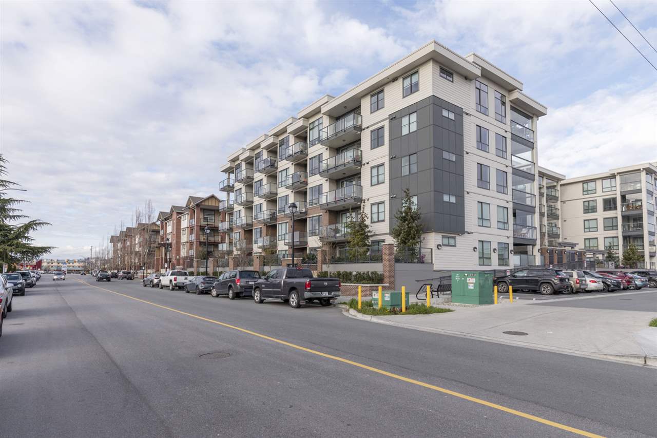 117-5638 201a Street, Langley, BC, V3A 0L8