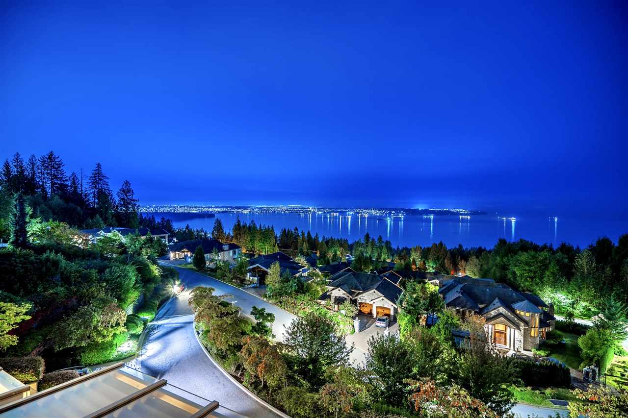 305-2575 Garden Court, West Vancouver, BC, V7S 0A2
