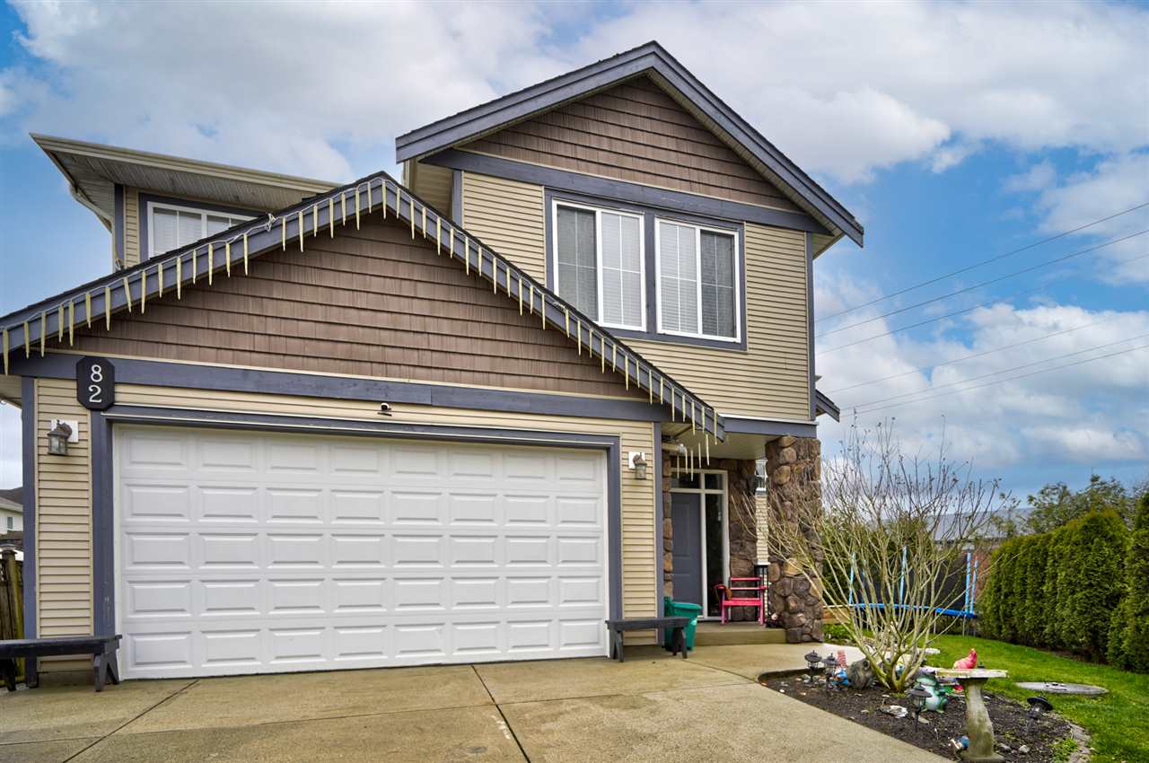 82 Melan Court  