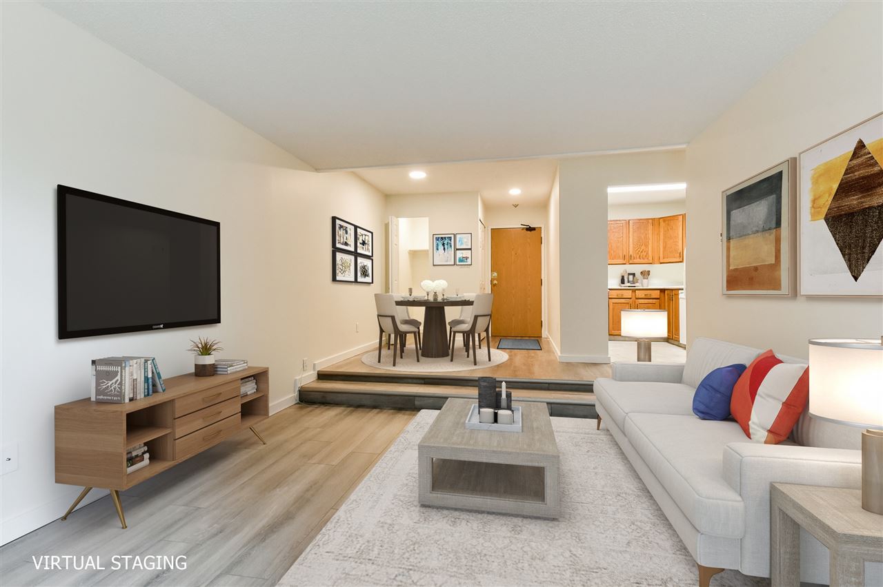 1204 13837 100th Ave  