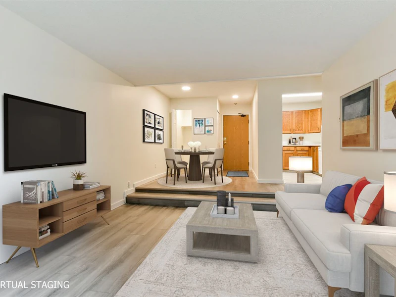 1204 - 13837 100th Avenue, Surrey BC V3T 5K9
