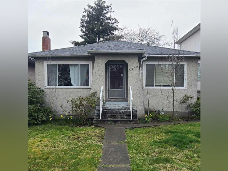 2275 E 40th Avenue, Vancouver, BC, V5P 1J6
