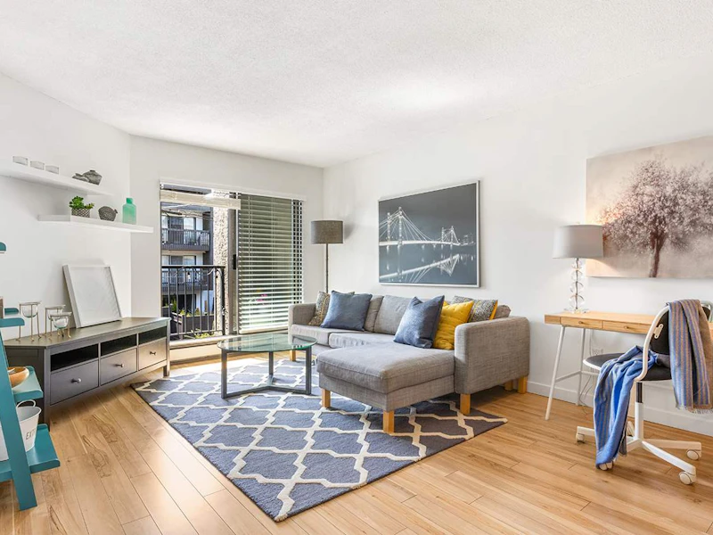 211 - 288 E 14th Avenue, Vancouver BC V5T 2M6