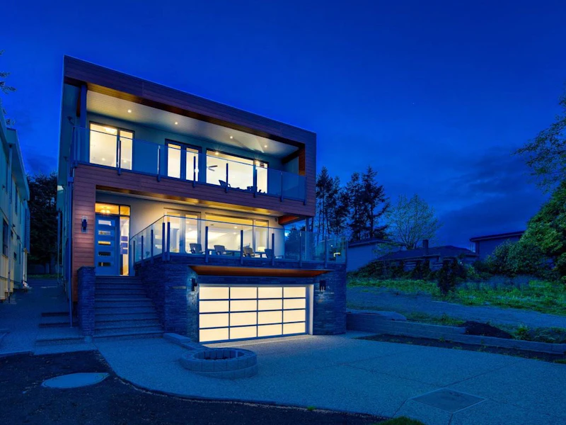 1251 Kent Street, Surrey BC V4B 4T6