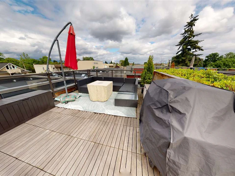 10-531 E 16th Avenue, Vancouver, BC, V5T 2V1