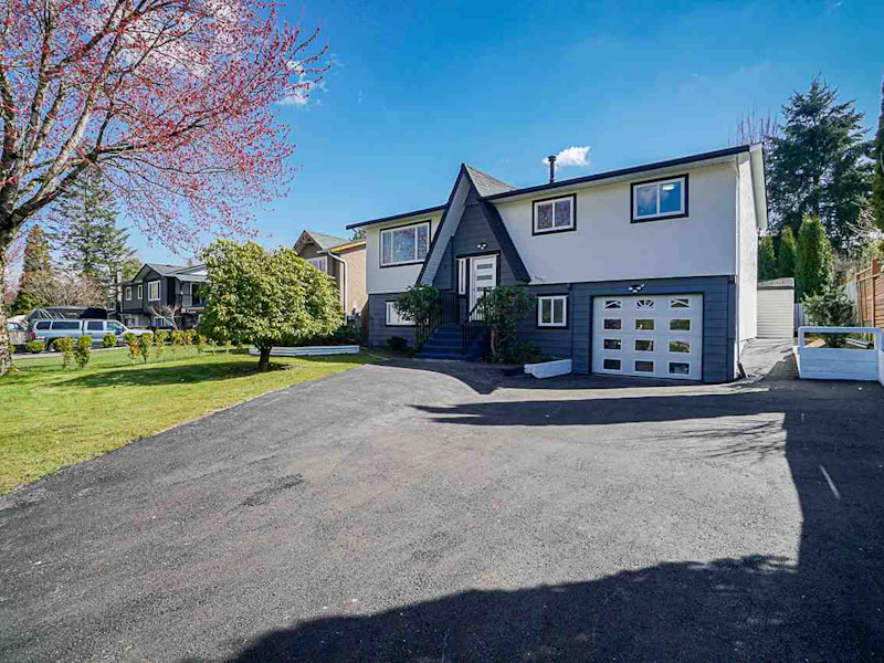 17072 61a Avenue, Surrey BC V3S 5P7