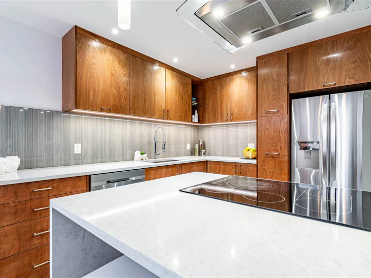 206-7291 Moffatt Road, Richmond, BC, V6Y 1X9