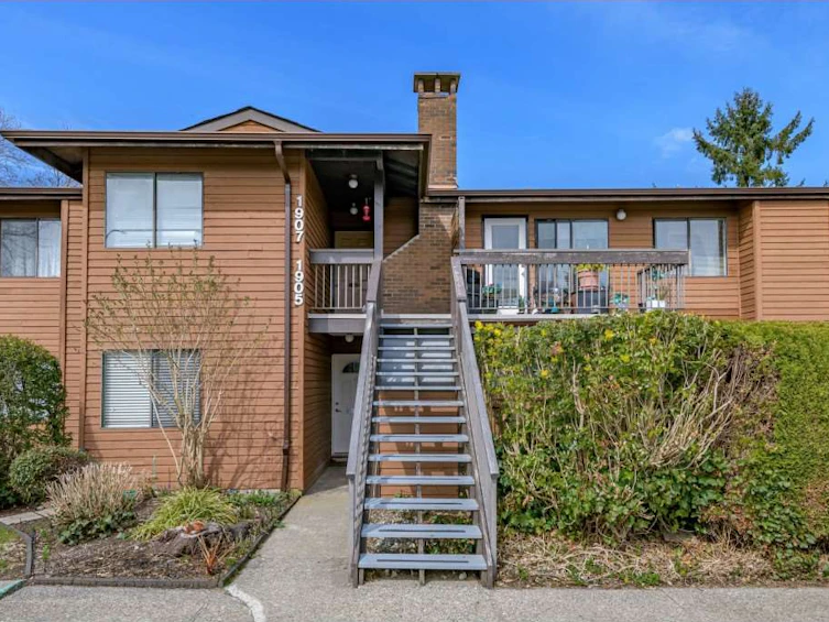 1907-10620 150 Street, Surrey, BC, V3R 7K3