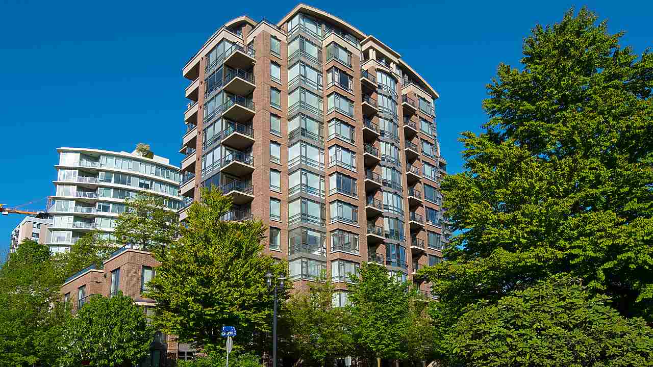 1208-170 W 1st Street, North Vancouver, BC, V7M 3P2