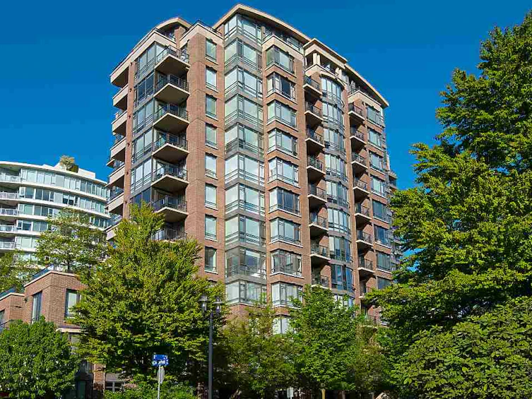 1208-170 W 1st Street, North Vancouver, BC, V7M 3P2