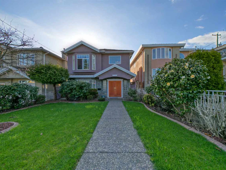 7731 Buller Avenue, Burnaby, BC, V5J 4T2
