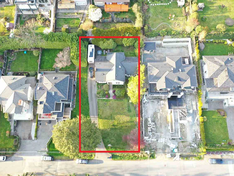 2337 Lawson Avenue, West Vancouver, BC, V7V 2E5