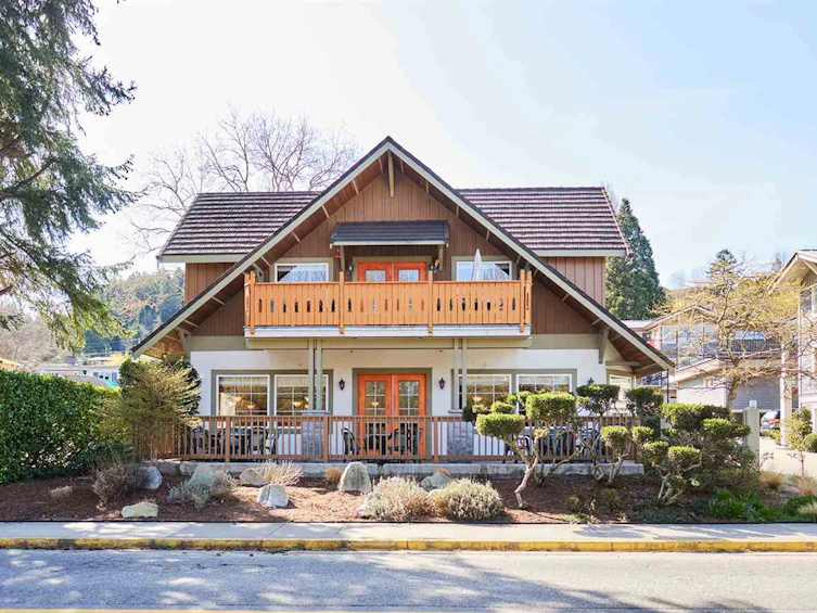 426 Gower Point Road, Gibsons, BC, V0N 1V0