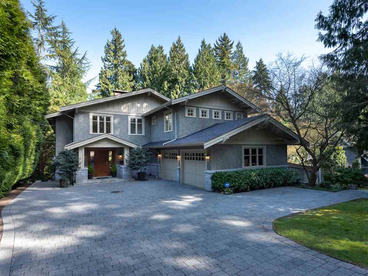 1896 29th Street, West Vancouver, BC, V7V 4M8