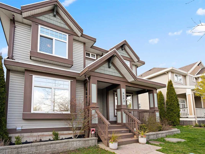 6683 194th Street, Surrey BC V4N 0C2