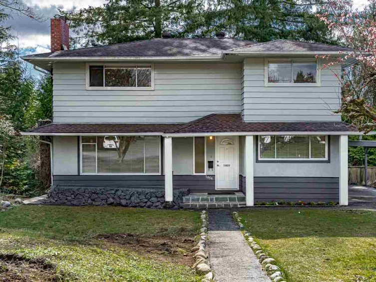7056 Hillview Street, Burnaby, BC, V5A 1Y3