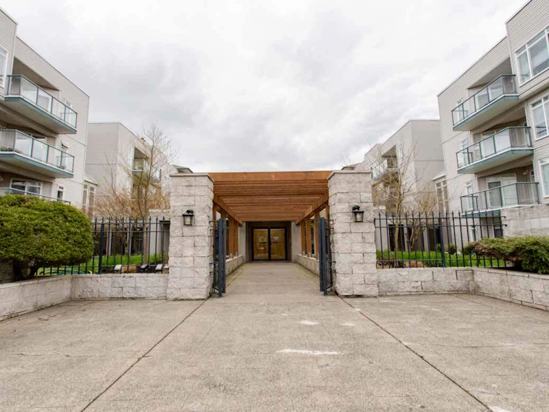 307 - 32075 George Ferguson Way, Abbotsford BC V2T 2K7