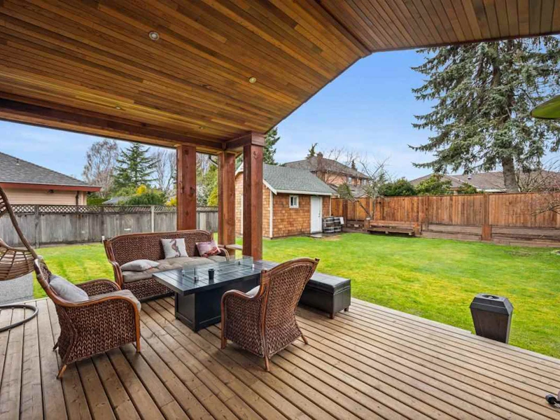 14955 20th Avenue, Surrey BC V4A 8E9