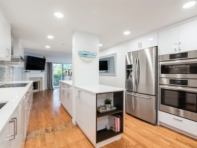 9106 Wiltshire Place, Burnaby BC V3N 4L7