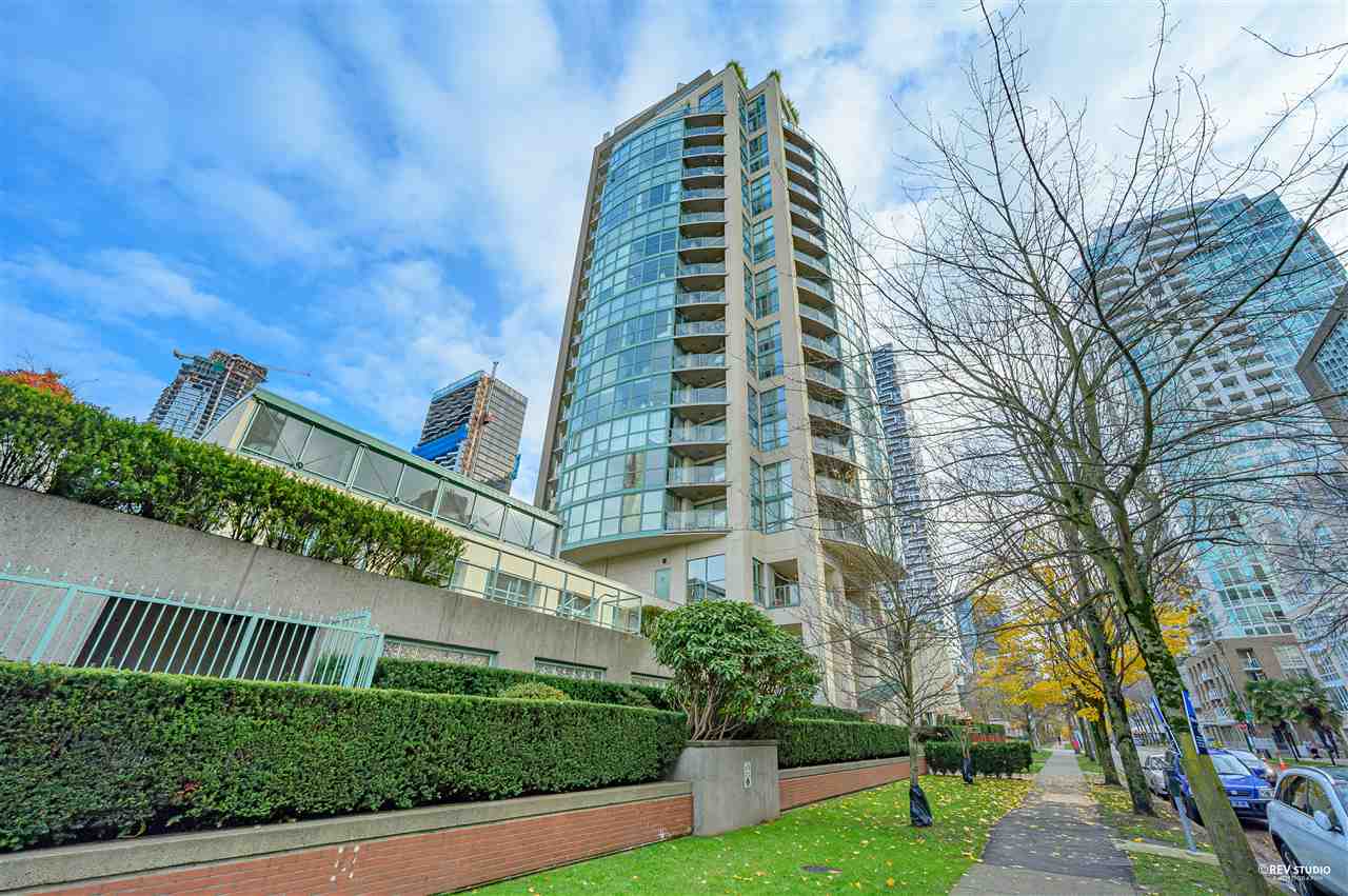 1605-907 Beach Avenue, Vancouver, BC, V6Z 2R3