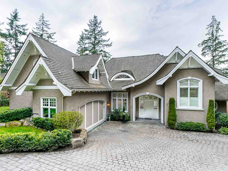 3817 Bayridge Avenue, West Vancouver, BC, V7V 3J3
