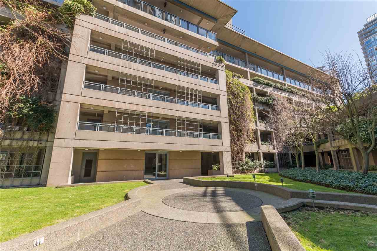 511-555 Abbott Street, Vancouver, BC, V6B 6B8