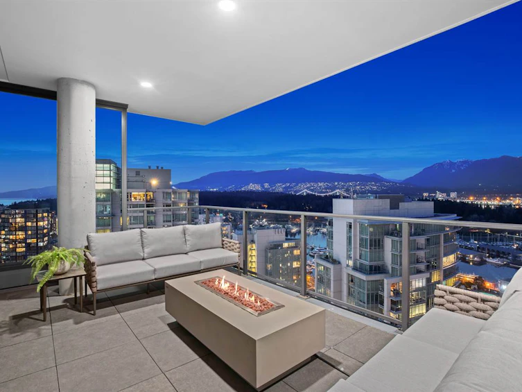 2501-620 Cardero Street, Vancouver, BC, V6G 3H7