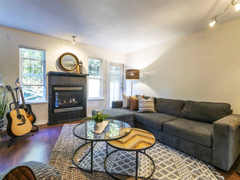 2 - 11165 Gilker Hill Road, Maple Ridge BC V2W 1V5